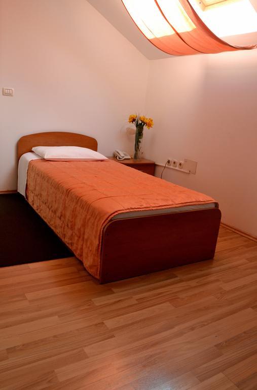 Guesthouse Bajc Vrhnika Rum bild